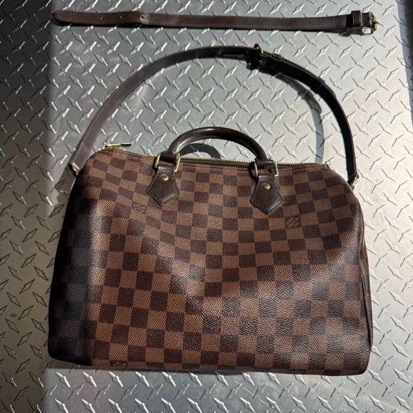 Louis Vuitton Speedy Bandouliere 30 in Damier Ebene - Picture 6 of 16